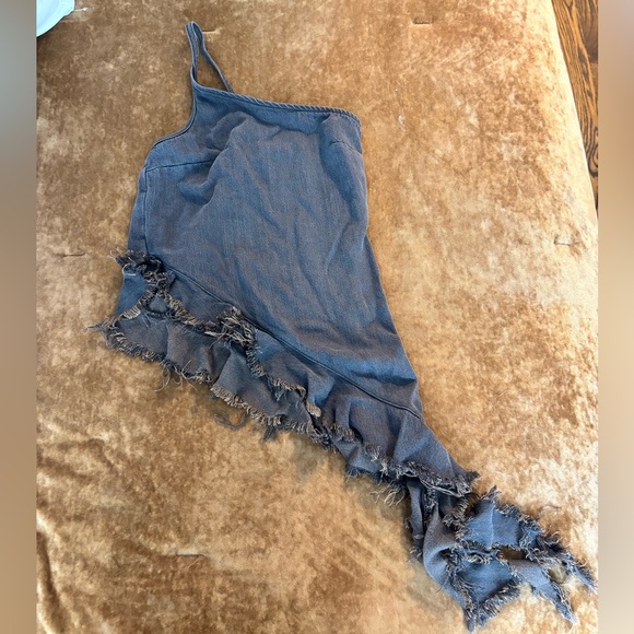 TOPSHOP Denim Asymmetric Cami w/ Ruffle Hem in Brown Twill - Picture 3 of 6